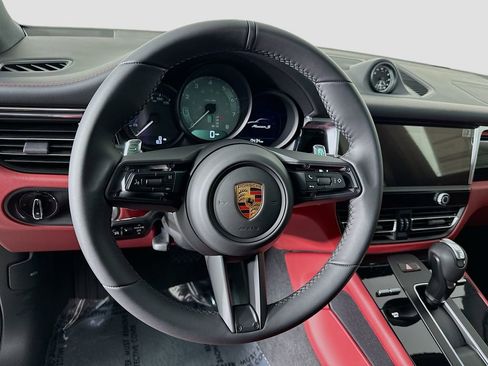 New 2026 Porsche Macan S image 12