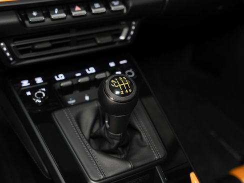 Used 2022 Porsche 911 GT3 RWD image 43