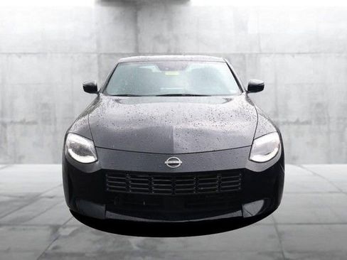 Certified 2025 Nissan Z Sport w/ Floor Mat Package RWD image 4