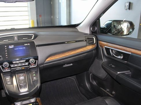 Used 2022 Honda CR-V Touring image 24