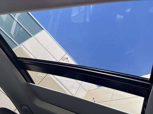 Used 2018 Buick LaCrosse Essence w/ Sun and Shade Package image 26