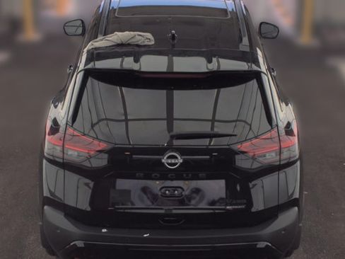 Used 2023 Nissan Rogue SV w/ SV Premium B Package AWD/4WD image 5