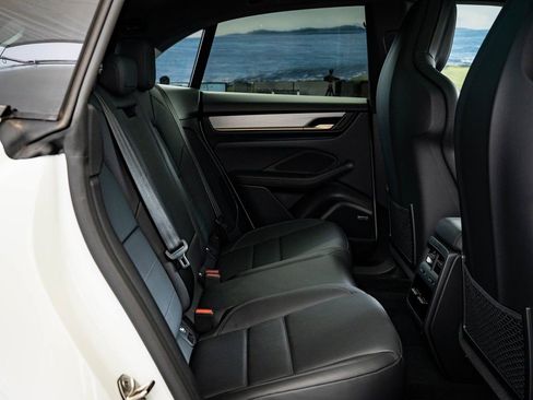 New 2026 Porsche Macan 4S Electric AWD/4WD image 40
