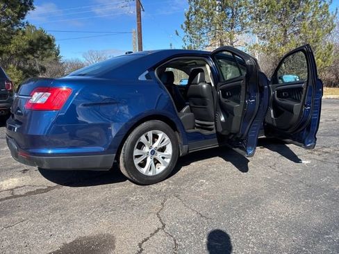 Used 2012 Ford Taurus SEL image 33