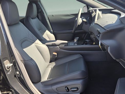 New 2026 Lexus UX 300h FWD image 24