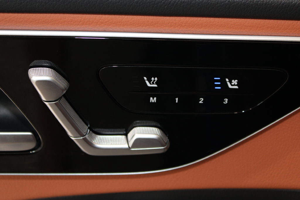 Used 2024 Mercedes-Benz C 300 Sedan image 19