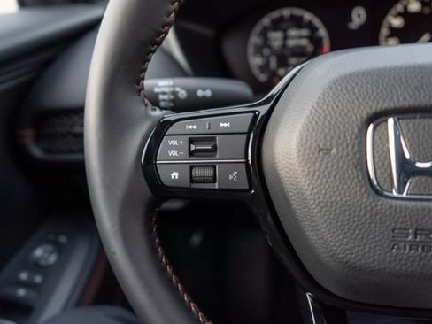 Used 2024 Honda HR-V Sport image 17