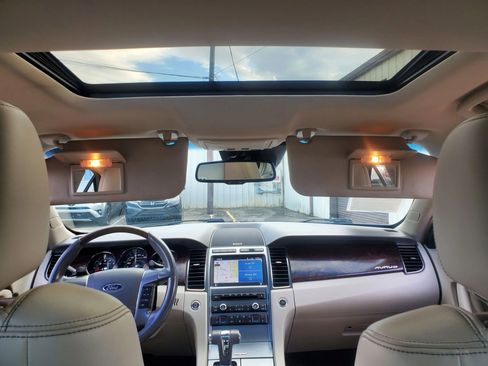 Used 2011 Ford Taurus Limited w/ 303A Rapid Spec Order Code image 30