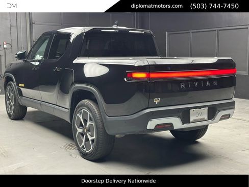 Used 2022 Rivian R1T Launch Edition image 4