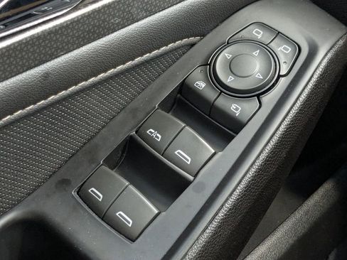 Used 2023 Chevrolet Traverse Premier w/ Redline Edition FWD image 39