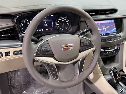 New 2026 Cadillac XT5 Premium Luxury AWD/4WD image 14