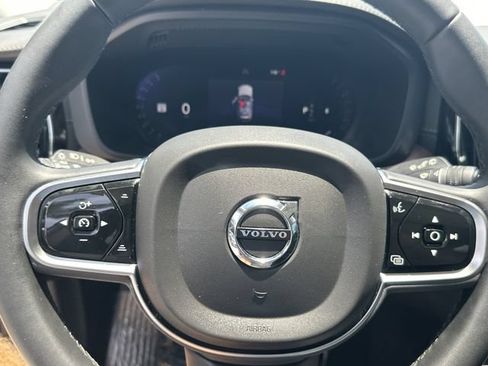 Used 2024 Volvo XC60 B5 Ultimate w/ Protection Package Premier AWD/4WD image 16