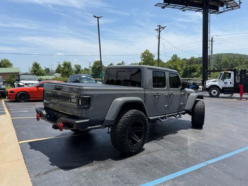 Used 2021 Jeep Gladiator Rubicon AWD/4WD image 3