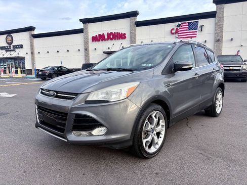 Used 2014 Ford Escape Titanium AWD/4WD image 2