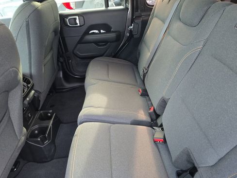 Used 2024 Jeep Wrangler Sahara w/ Safety Group image 12