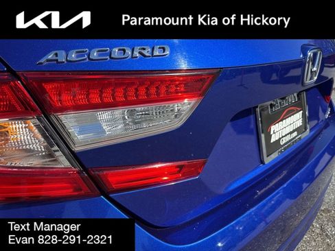 Used 2018 Honda Accord Sport image 17