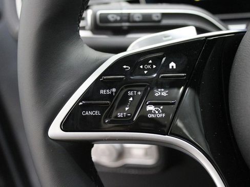 New 2025 Mercedes-Benz GLE 450 4MATIC image 11