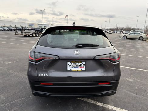 Used 2023 Honda HR-V LX image 5