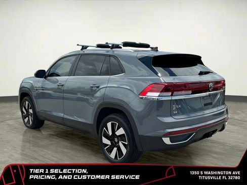 Used 2024 Volkswagen Atlas Cross Sport SE FWD image 6