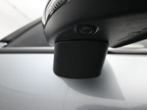 Used 2019 Volvo XC40 T5 R-Design image 47