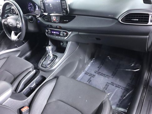 Used 2018 Hyundai Elantra GT w/ Style Package 02 image 40