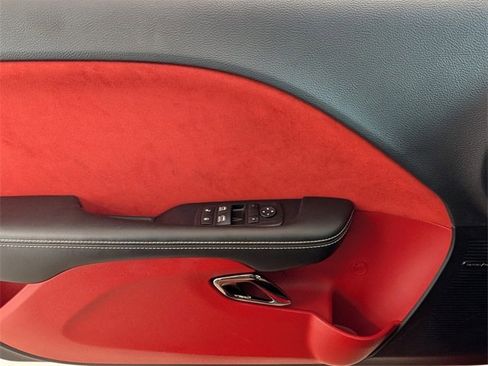 Used 2016 Dodge Challenger SRT Hellcat image 35