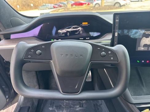 Used 2022 Tesla Model S image 15
