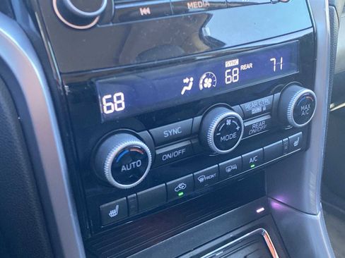 Used 2021 Subaru Ascent Limited w/ Technology Package image 24