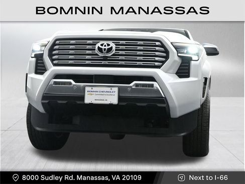 Used 2026 Toyota Tacoma Limited AWD/4WD image 40