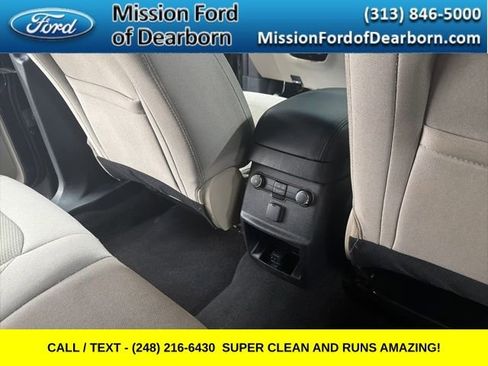 Used 2019 Ford Explorer XLT image 14