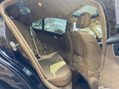Used 2014 Mercedes-Benz C 300 4MATIC Sedan image 14