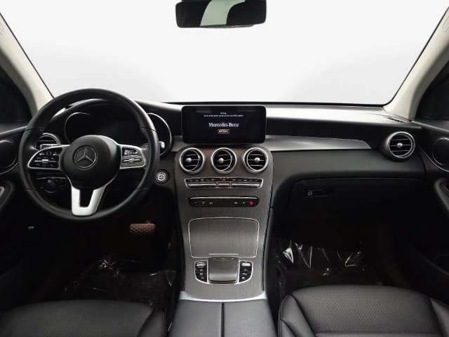 Used 2022 Mercedes-Benz GLC 300 4MATIC image 13