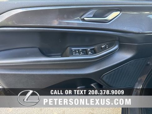 Used 2023 Jeep Grand Cherokee L Altitude image 19