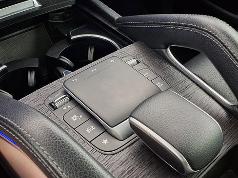 Used 2022 Mercedes-Benz GLE 450 GLE 450 image 16