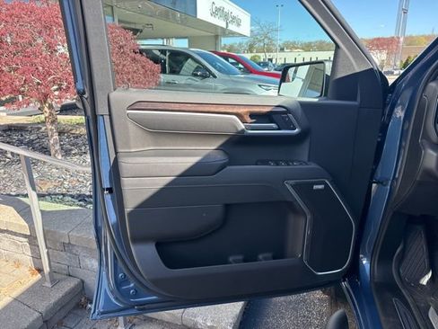 New 2026 GMC Sierra 1500 Elevation w/ Preferred Package AWD/4WD image 13