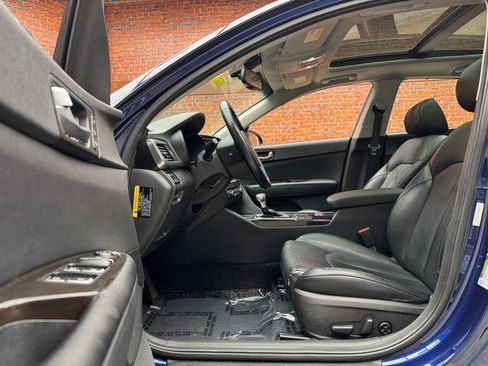 Used 2016 Kia Optima EX w/ Premium Package image 23