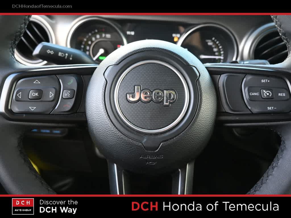 Used 2023 Jeep Wrangler Unlimited w/ Convenience Group AWD/4WD image 9
