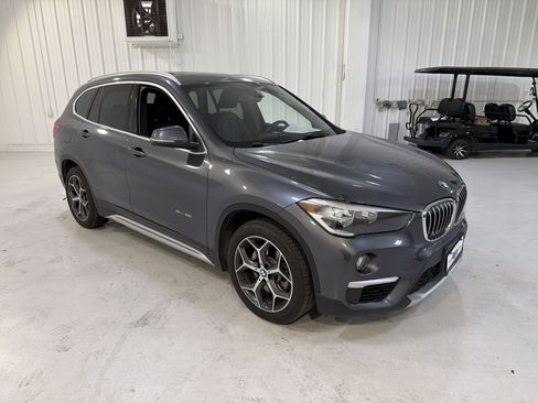 Used 2017 BMW X1 sDrive28i image 7