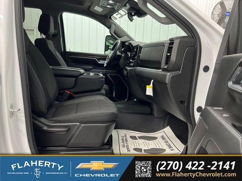 Used 2025 Chevrolet Silverado 2500 LT AWD/4WD image 15