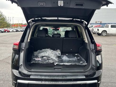 New 2026 Nissan Rogue Platinum w/ Platinum Premium Package AWD/4WD image 13