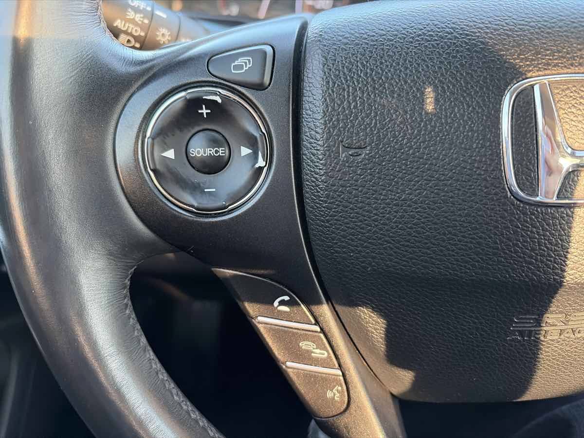 Used 2015 Honda Accord EX-L image 32