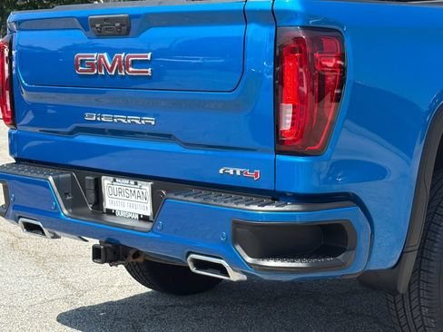 Used 2022 GMC Sierra 1500 AT4 w/ AT4 Premium Package AWD/4WD image 6