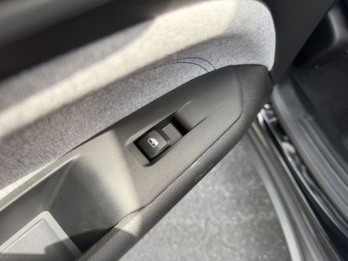 Used 2024 Jeep Compass Latitude AWD/4WD image 25