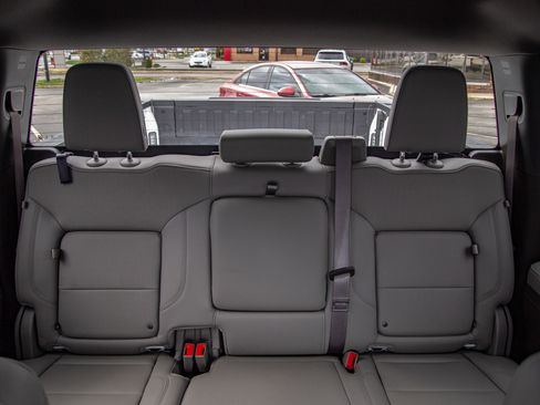 Used 2025 GMC Sierra 1500 SLT image 23