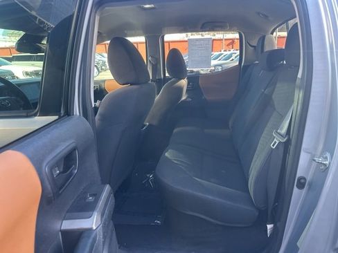 Used 2020 Toyota Tacoma SR5 image 27