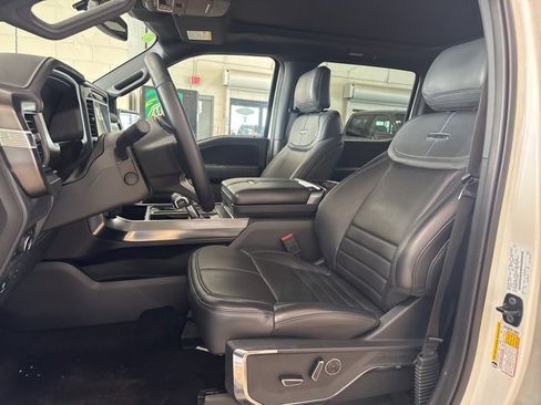 Used 2025 Ford F150 Platinum w/ Equipment Group 702A High image 9