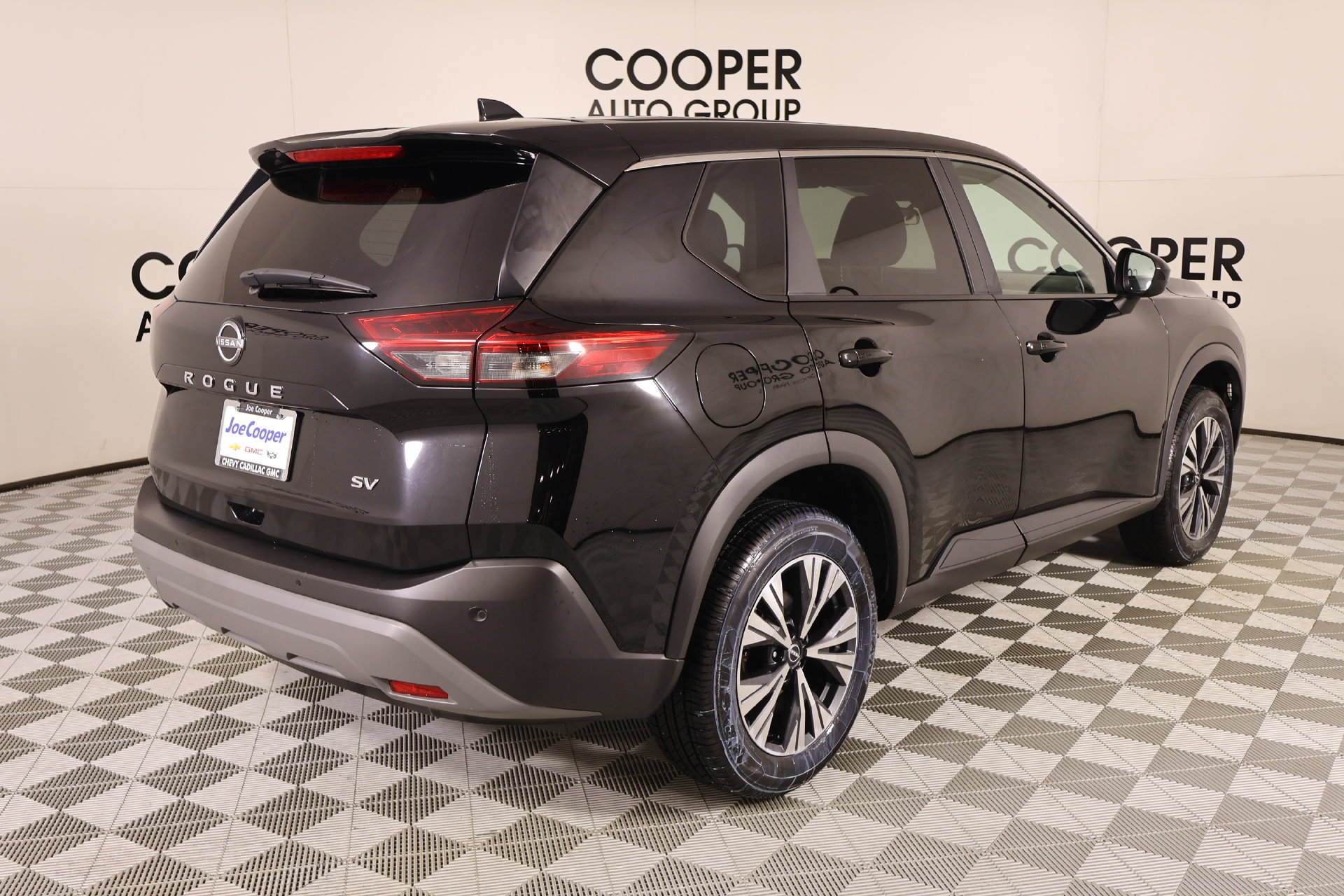 Used 2023 Nissan Rogue SV FWD image 19