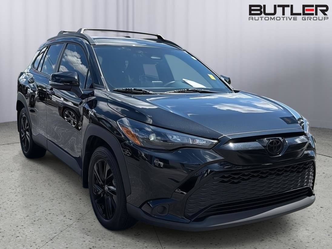 Used 2025 Toyota Corolla Cross AWD Hybrid image 8