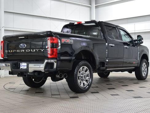 Used 2023 Ford F250 Lariat w/ Lariat Ultimate Package AWD/4WD image 8
