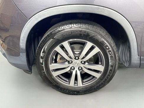 Used 2017 Honda Pilot EX image 41